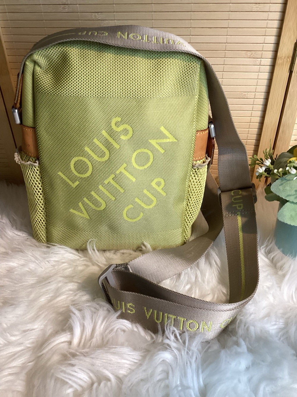 Louis Vuitton Canvas Damier Geant Weatherly crossbody/Unisex